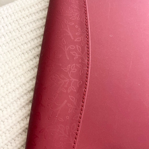 Day Runner Red Planner ❤️ - Picture 3 of 15